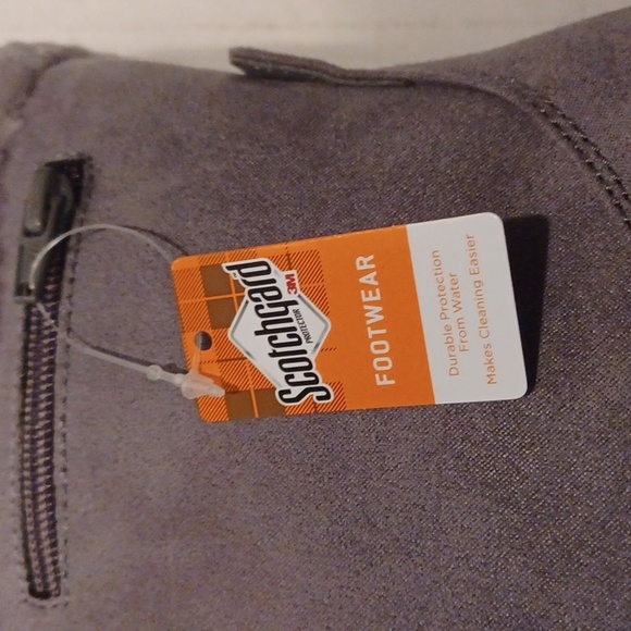 4/$60 New Short Gray Fit Body Boots - Size US8 - Picture 6 of 16